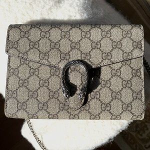 Gucci Dionysus GG Supreme chain wallet